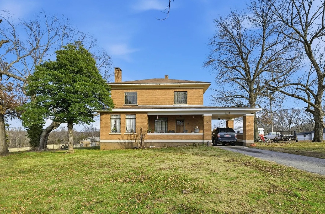 MODERN FUNCTION HOME